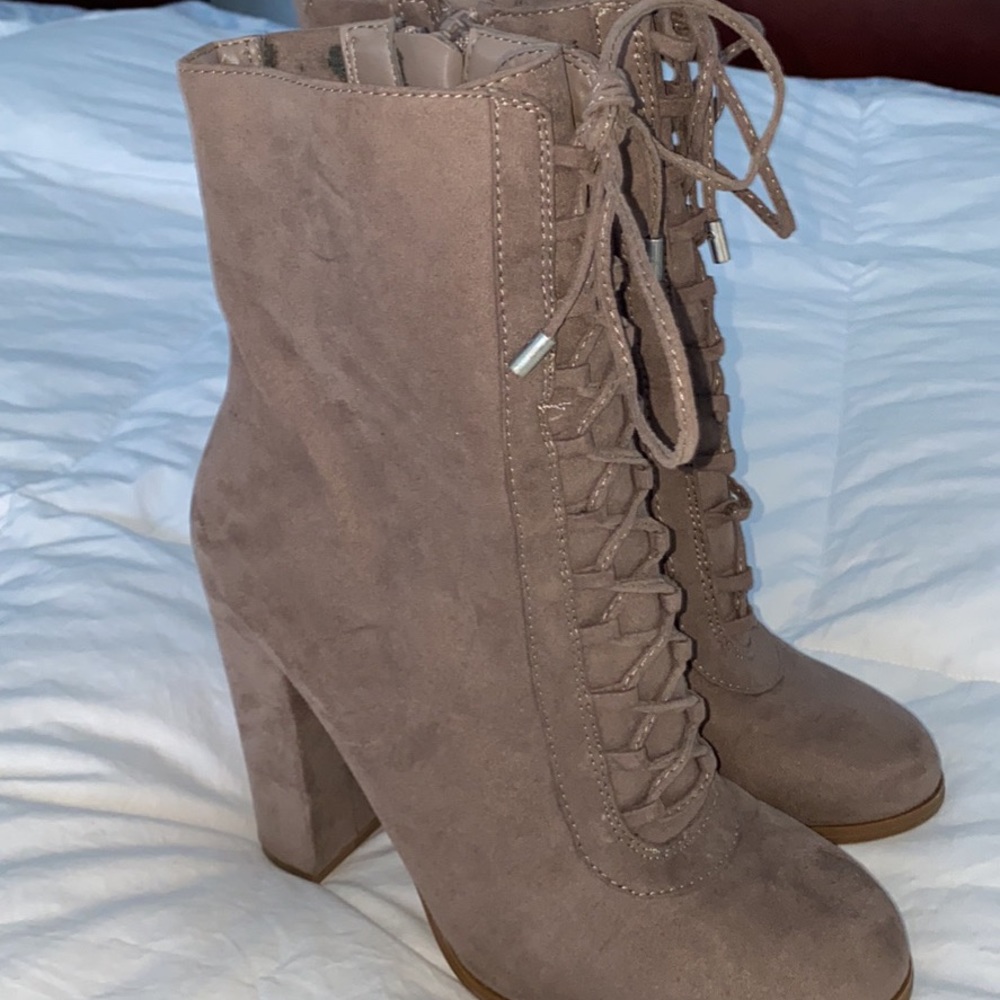 NEW Carlos Santana Booties